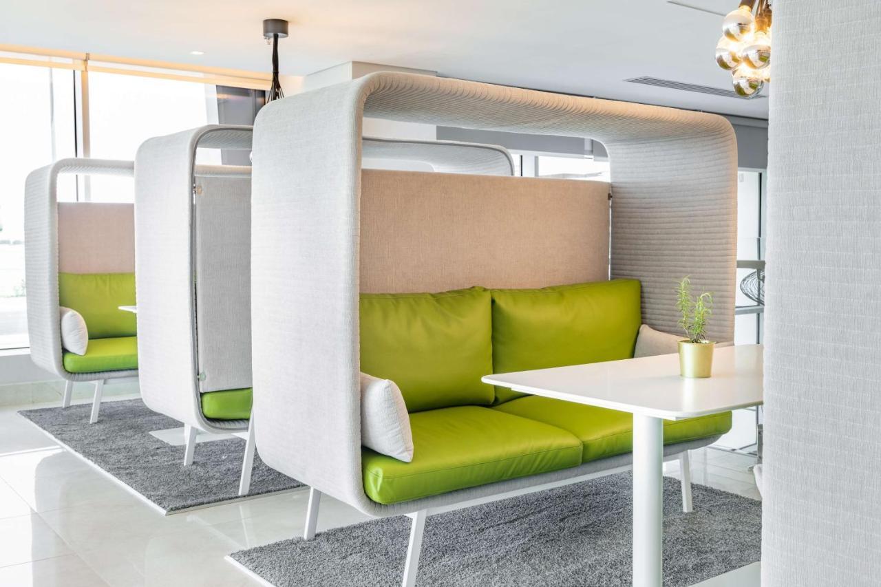 Park Inn By Radisson Jeddah Madinah Road Eksteriør billede