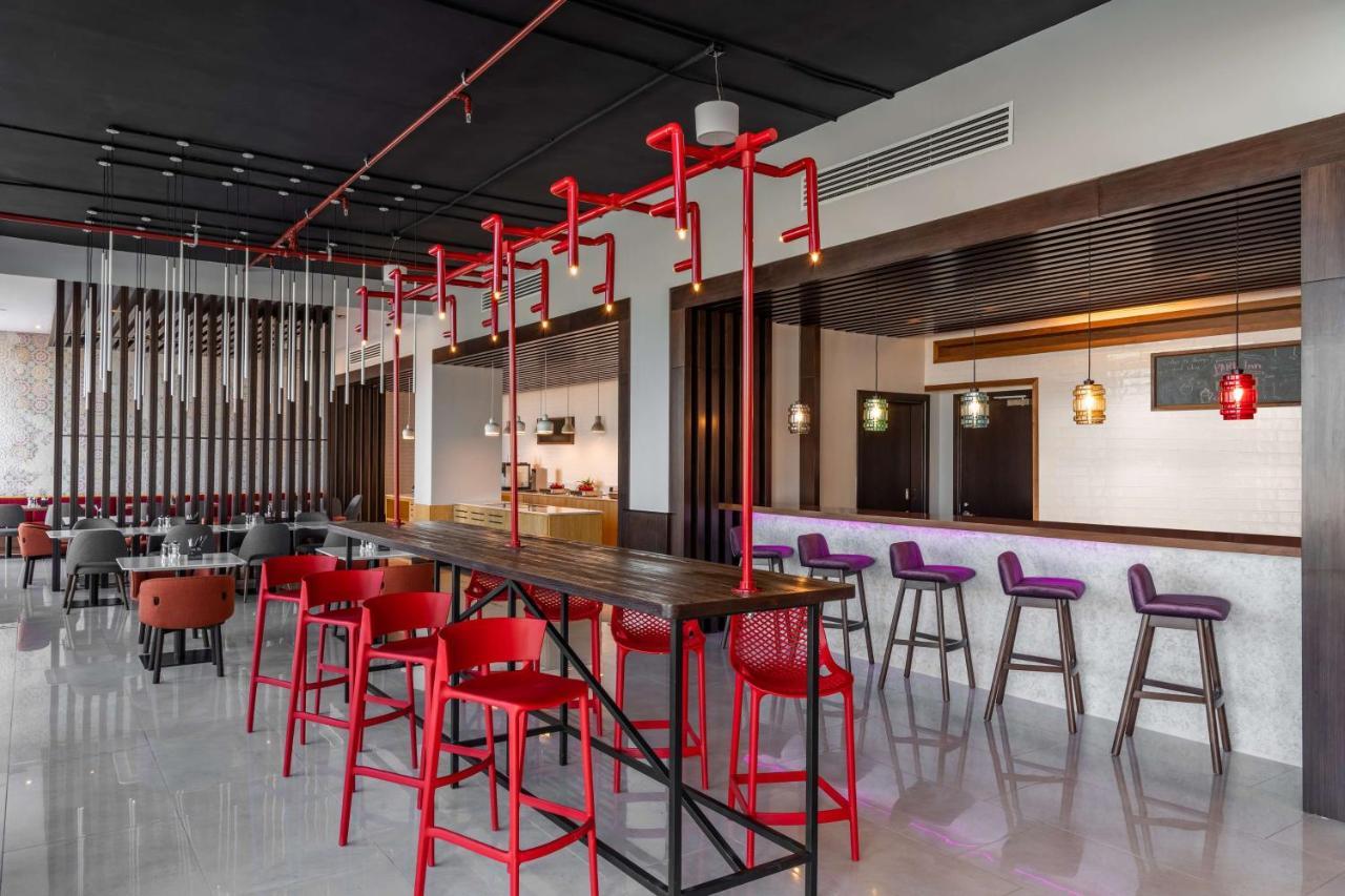 Park Inn By Radisson Jeddah Madinah Road Eksteriør billede