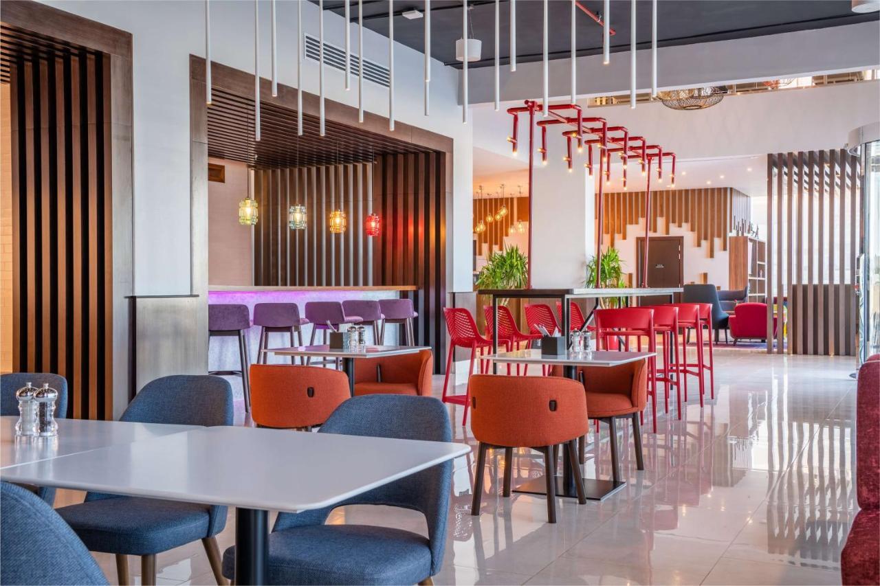 Park Inn By Radisson Jeddah Madinah Road Eksteriør billede