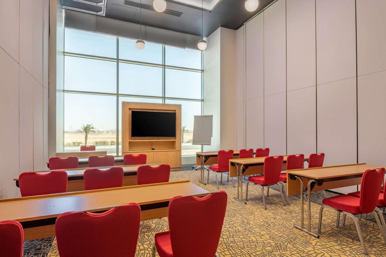 Park Inn By Radisson Jeddah Madinah Road Eksteriør billede